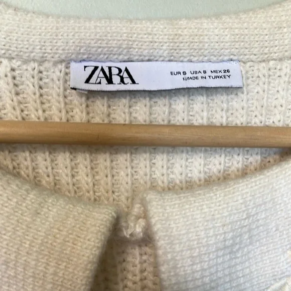 Zara Cream Embroidered Collar Sweater - Picture 3 of 6